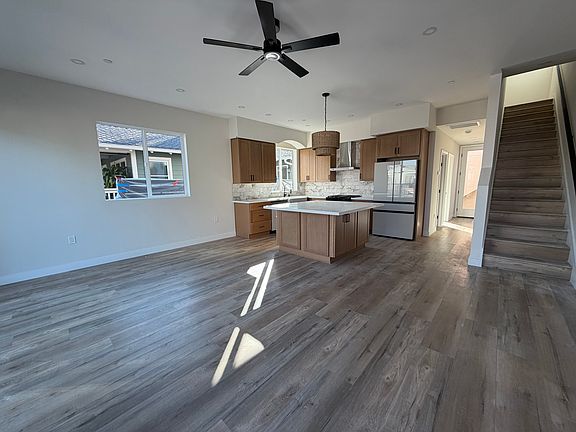 4th image of 247 Elder Ave #1