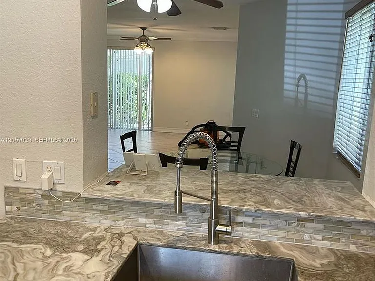 2847 S Evergreen Cir — Photo 12
