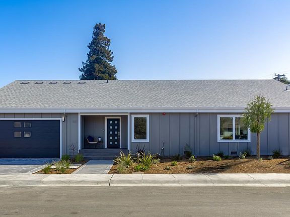 2nd image of 808 11th Ave
