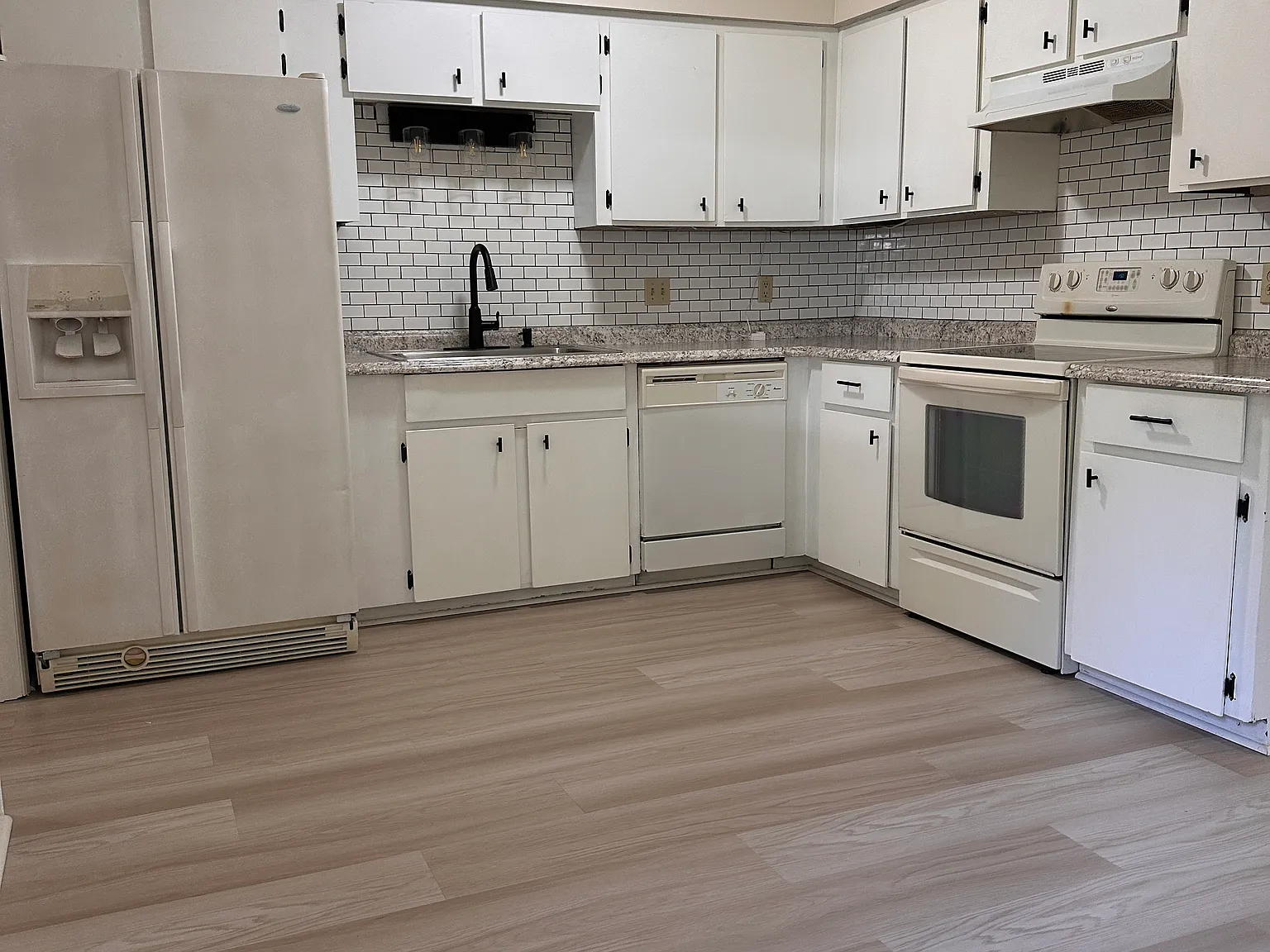3 bed, 1440 sqft, $1,700 — Photo 3