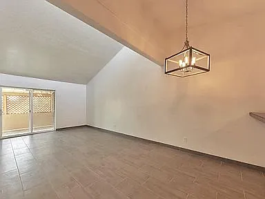406 E Washington Ave #B — Photo 43