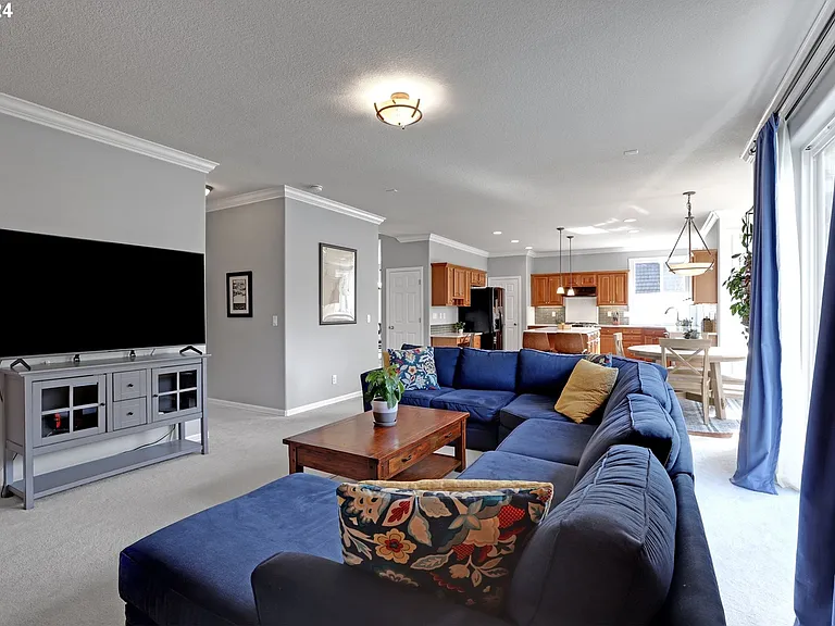 11868 NW Permian Ct — Photo 16