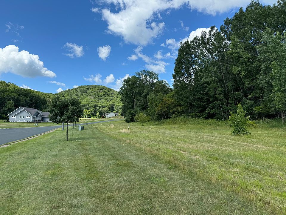 1st image of 2708 Oakhurst Dr