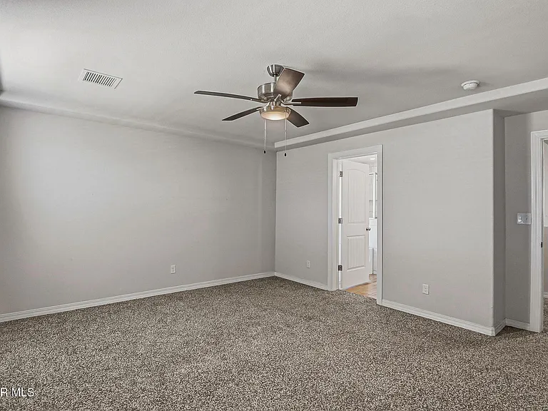 7509 Enchanted Park Dr — Photo 48