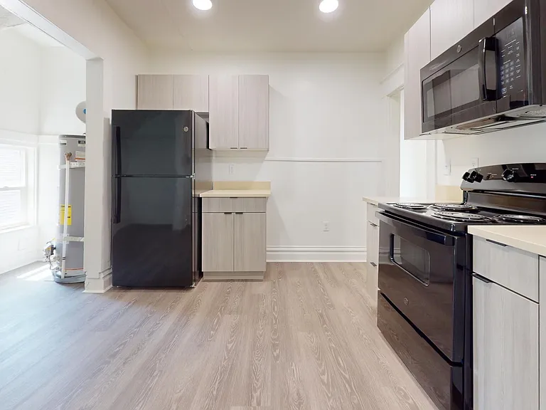 Unit Photo