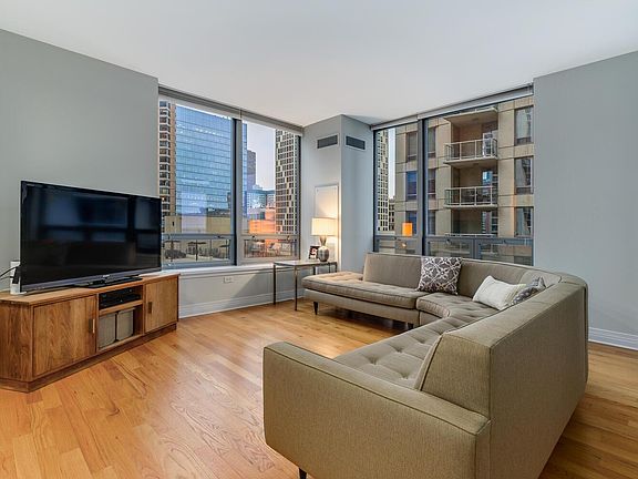 4th image of 600 N Lake Shore Dr APT 1409