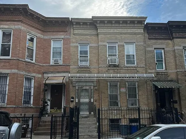 536 46th St, Brooklyn, NY 11220