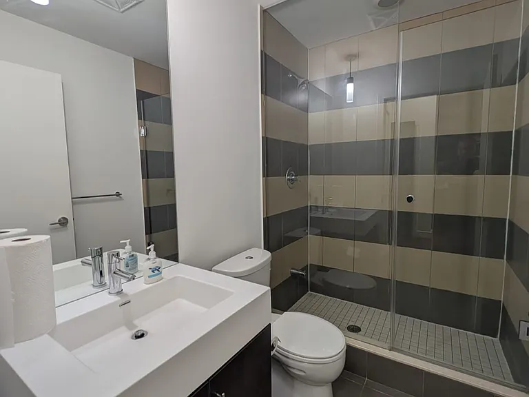 112 George St S #502 — Photo 12