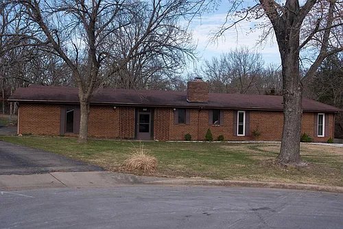 1610 Wilson Cir Photo 1