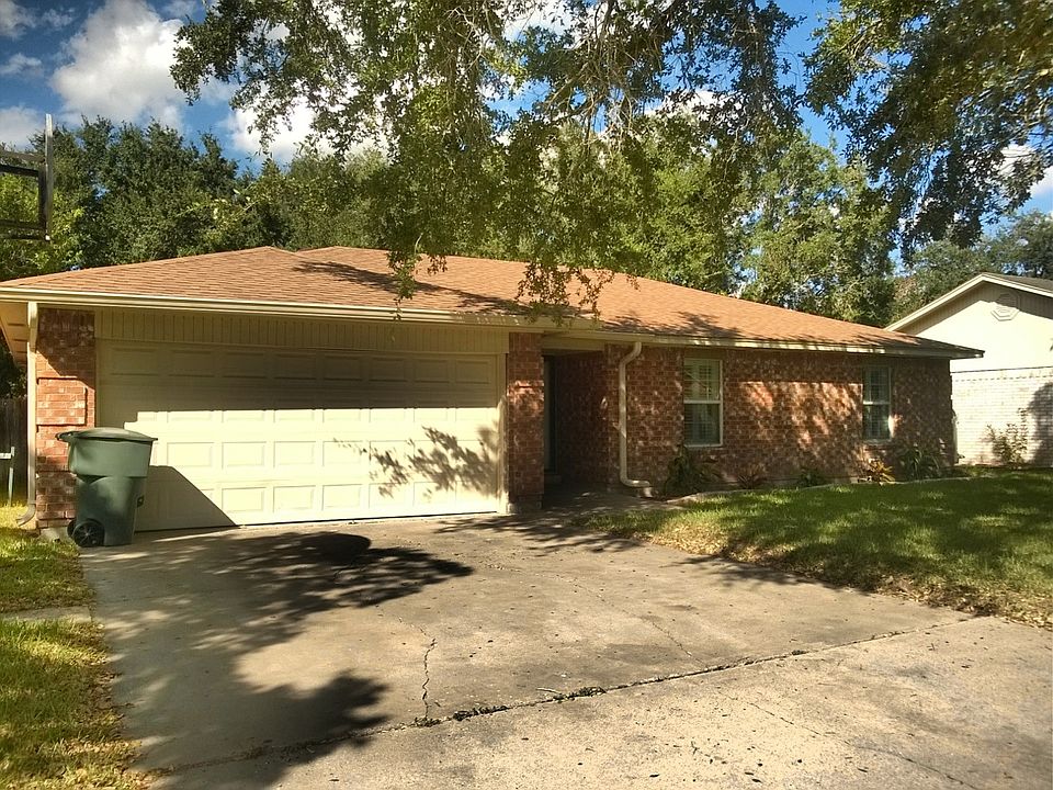 1st image of 1713 Plantation Dr