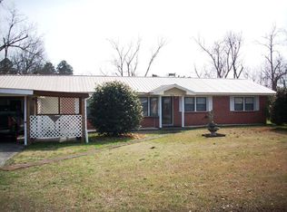 516 E Poplar St, Atmore, AL 36502
