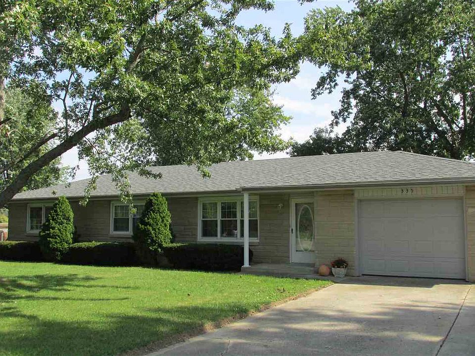 2nd image of 335 Gillcrest Dr