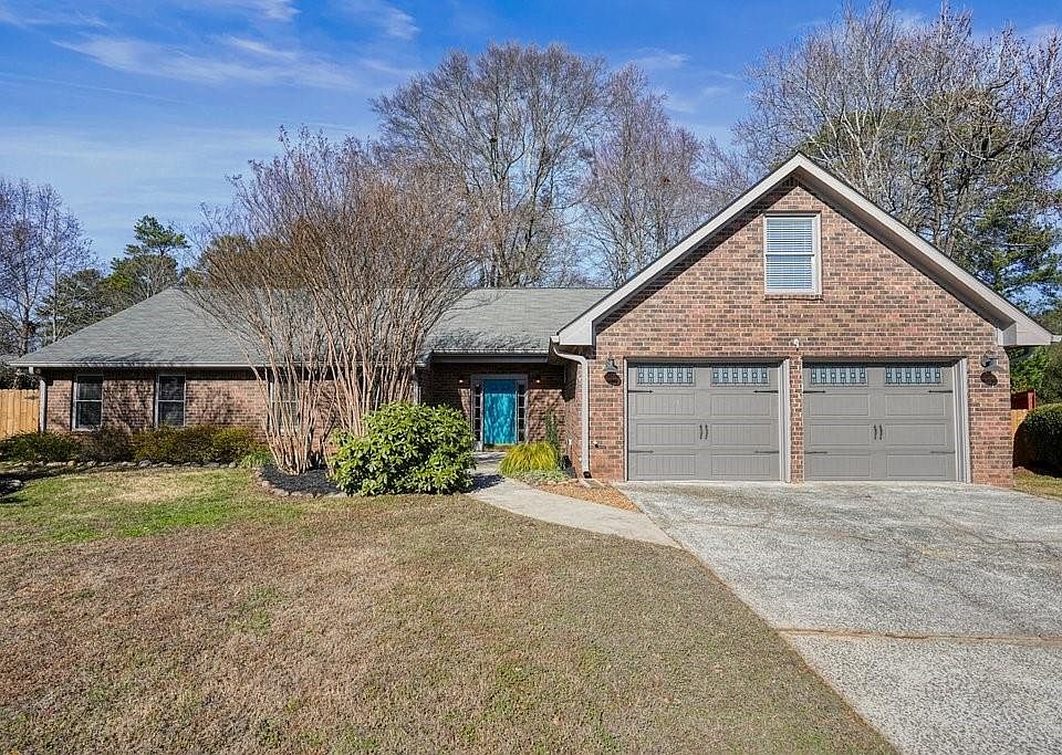 1st image of 3123 Willow Grove Cir SE