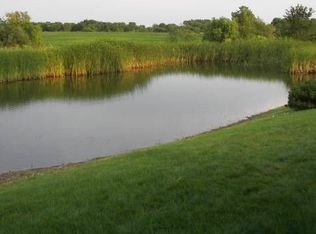 9405 W Valley Farm Dr, Frankfort, IL 60423