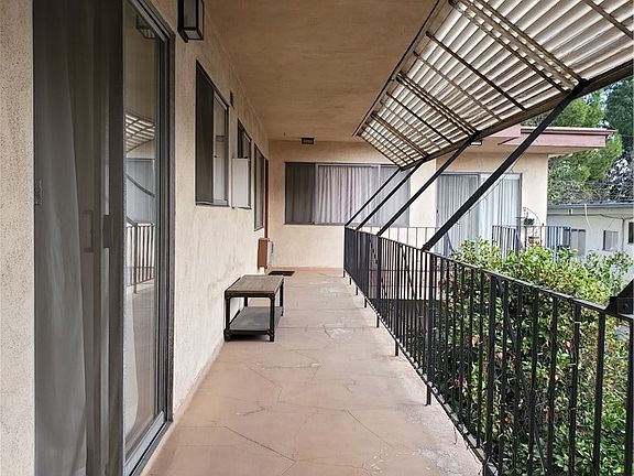 5th image of 5046 Denny Ave