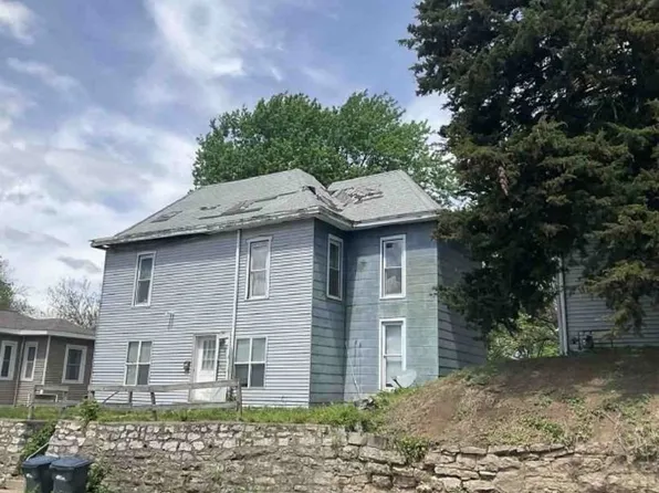 1502 Jefferson St, Burlington, IA 52601
