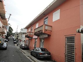 2nd image of 7 Calle Comercio