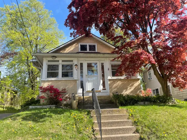 406 Reading Ave, Barrington, NJ 08007