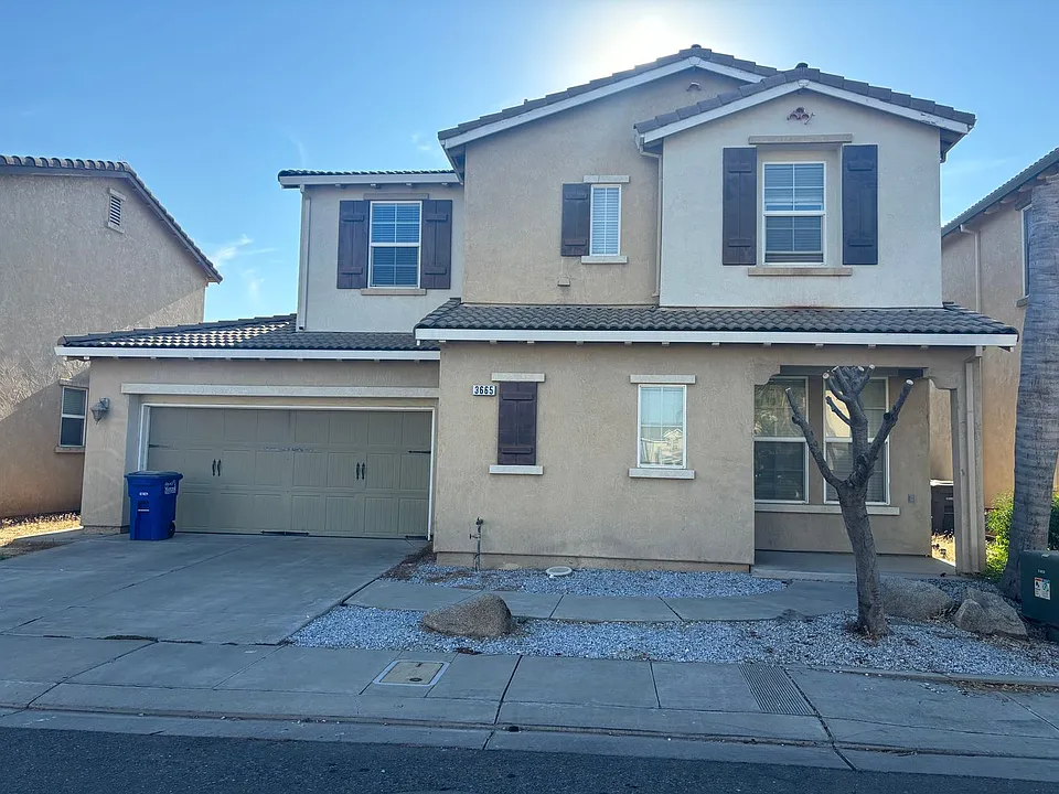 3665 Del Mar Ave