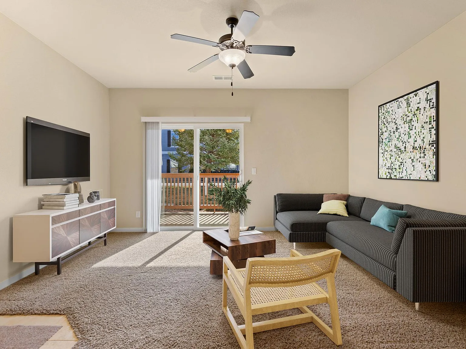 4945 Hahns Peak Dr — Photo 4