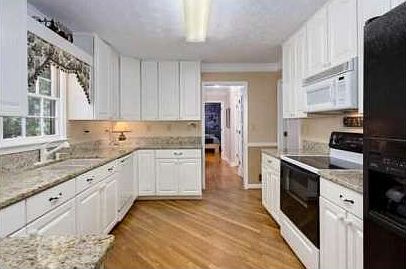3rd image of 1146 Cedar Branch Ct