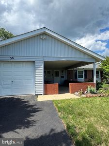 35 Stonehaven Ln, Willingboro, NJ, 08046