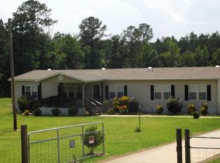 5590 Hank Williams Rd, McKenzie, AL 36456