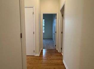 1152 W Madison St #2F, Chicago, IL 60607