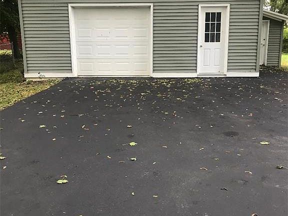 3rd image of 17 Wright Park Dr
