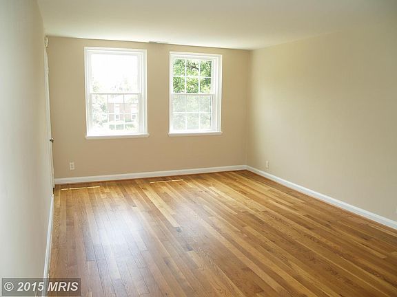 2nd image of 4801 31st St S APT B1