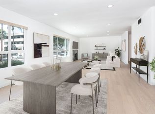 560 N Kings Rd #1, Los Angeles, CA 90048