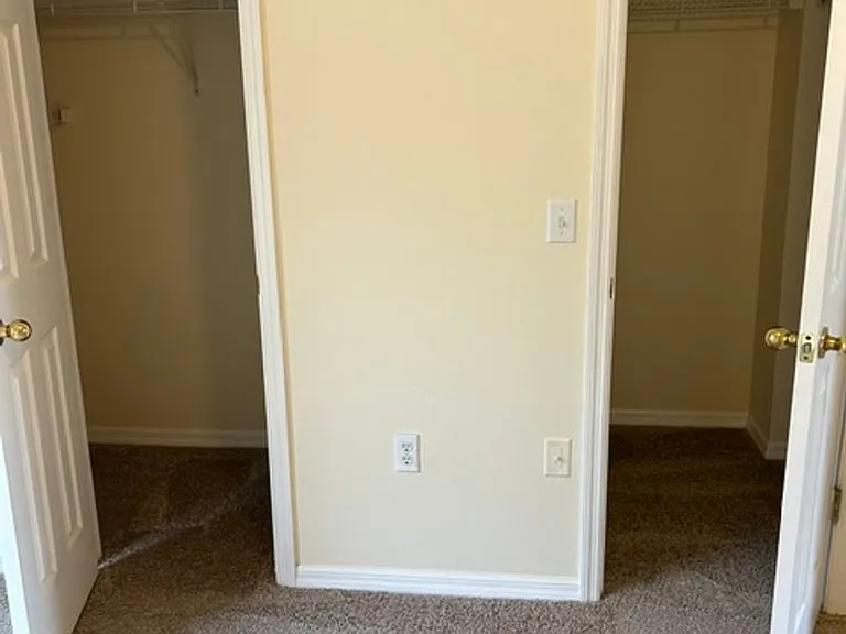 2940 Bedford St — Photo 35