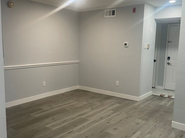 1524 Lincoln Way APT 107