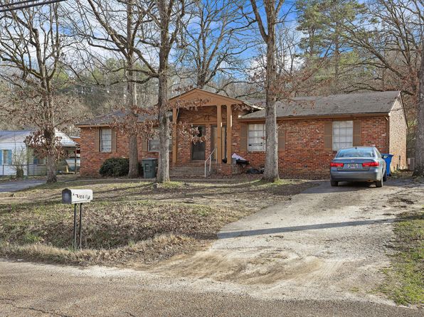 958 Ely Rd, Hixson, TN 37343