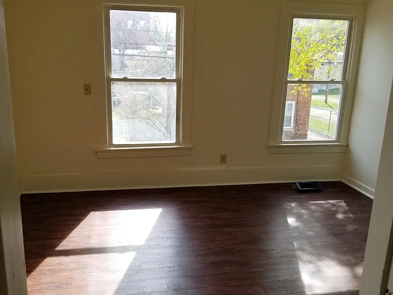 113 Fayette St — Photo 16