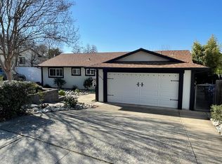 9804 Beachwood Dr, Orangevale, CA 95662