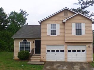 822 Shoal Ct, Atlanta, GA 30349