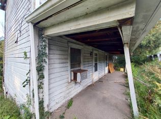 874 Center Rd, Pittsburgh, PA 15239