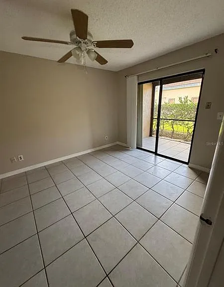 2416 SE Garden Ter #203 — Photo 7