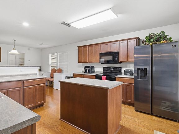 4th image of 103 Wethersfield Dr