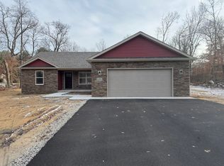 11363 Quail Run Dr N, Wheatfield, IN 46392
