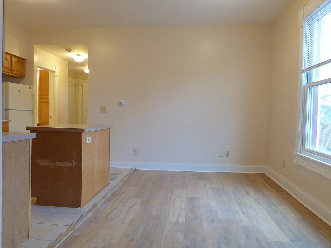 417 Walnut St — Photo 3