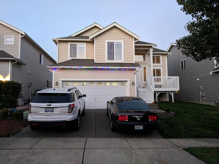 19019 4th Ave SE — Photo 2