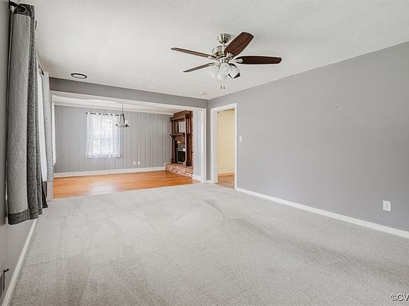 4th image of 5932 Stanbrook Dr