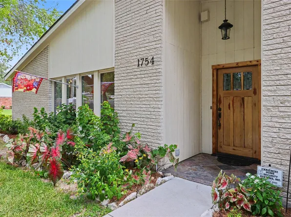 1754 Nocturne Ln, Houston, TX 77043