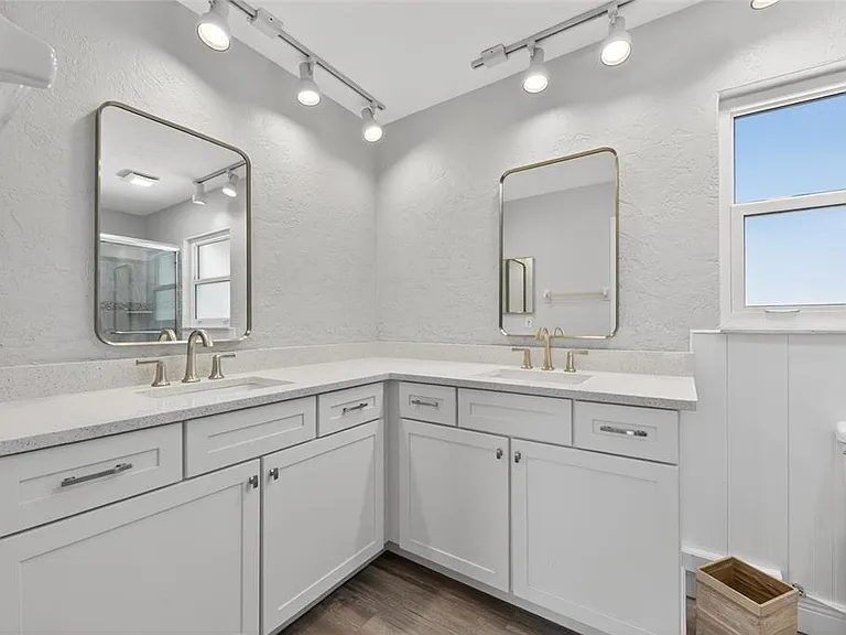 6305 Cottonwood Ln — Photo 37