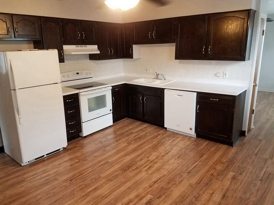 1st image of 11 Ashton St #2