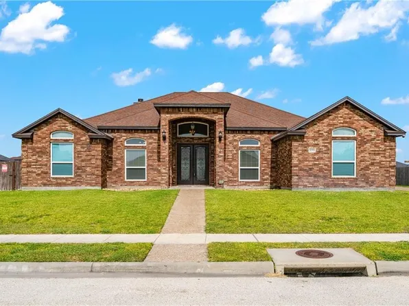 2033 Arash Dr, Corpus Christi, TX 78413
