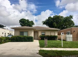 242 SW 4th St, Dania Beach, FL 33004