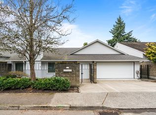 11430 SW Lynnvale Dr, Portland, OR